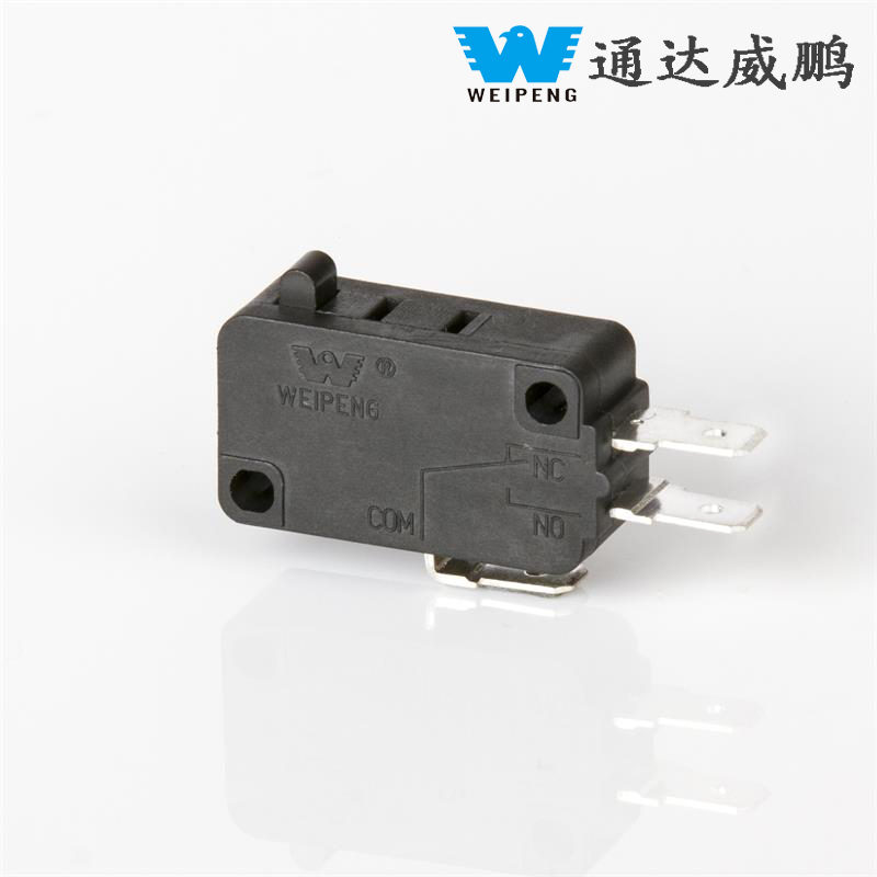Yueqing Tongda Tel ve Kablo Fabrikası'nın 10A Micro Switch en çok satan bir as haline gelir ve niş pazarını güçle yönetir